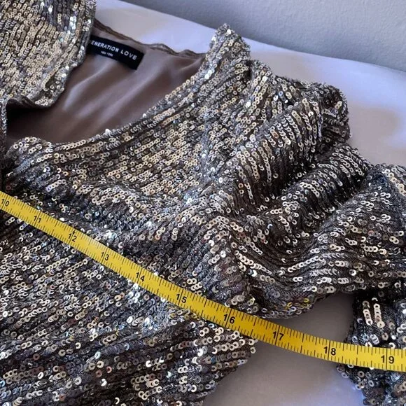 Revolve X Generation Love Allegra SILVER Sequin Faux Wrap Romper SZ S 70s Retro - Picture 8 of 11
